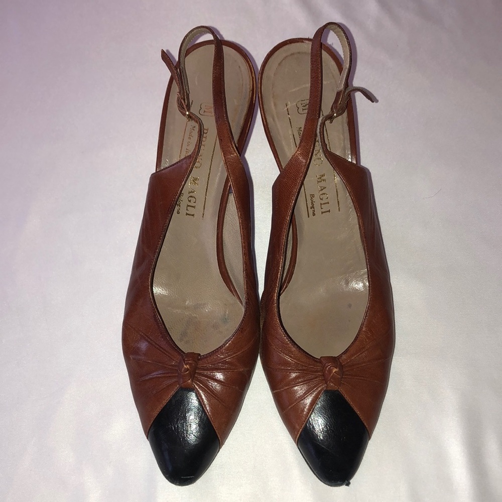Bruno Magli Women’s Vintage Leather Heels, size 8